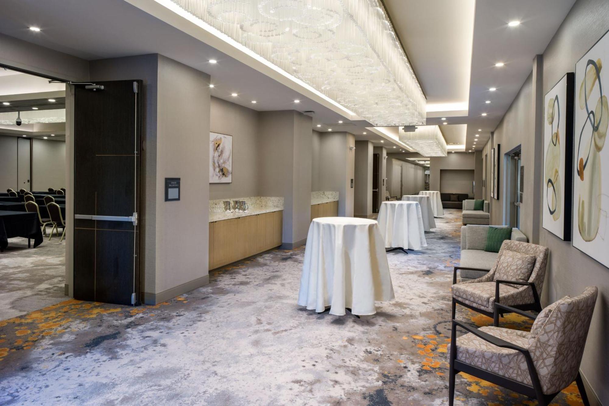 Delta By Marriott Airport 3*