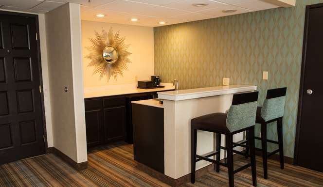 Delta By Marriott Airport Hotel Ontario