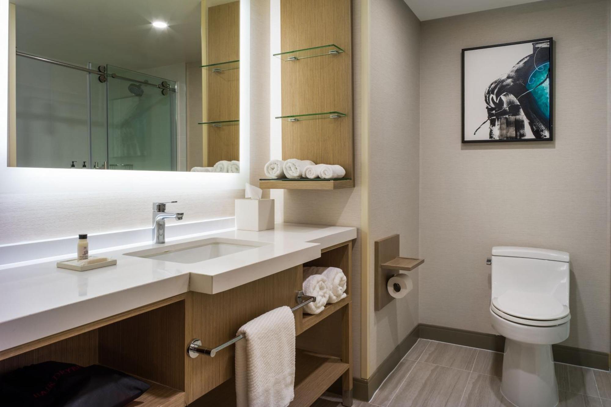 Delta By Marriott Airport Hotel